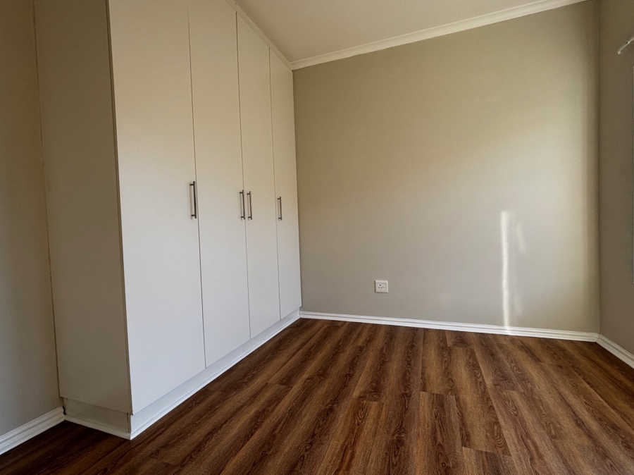 2 Bedroom Property for Sale in Rowallan Park Eastern Cape